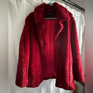 Luxurious MinkPink Kimbra Scarlet Red Faux Fur Coat size L